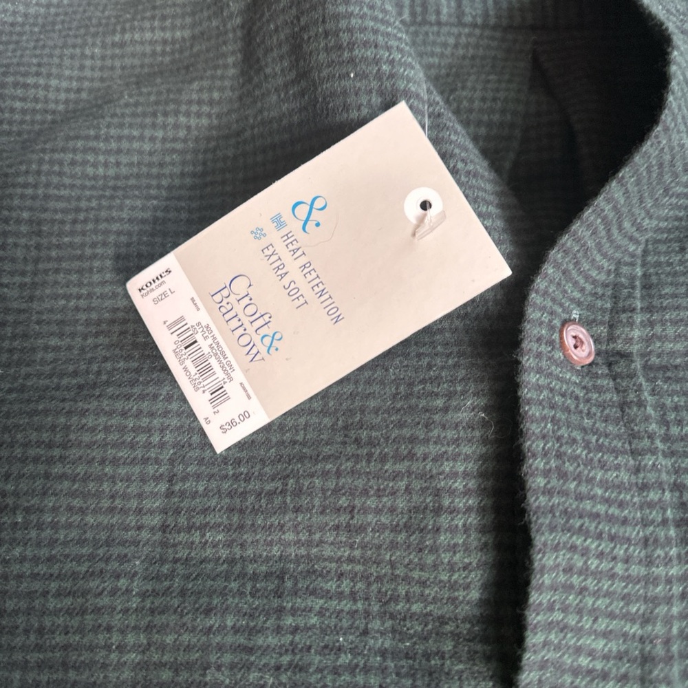 Croft & Barrow Dark Green Casual Button Down Shirt - Picture 2 of 3
